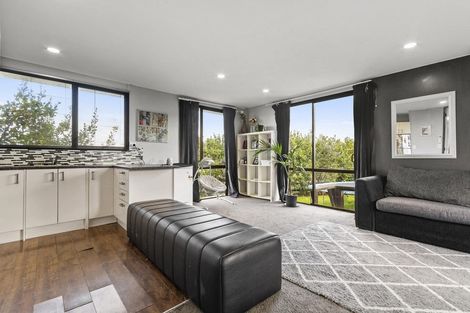 Photo of property in 26 Heathdale Crescent, Papakura, 2110