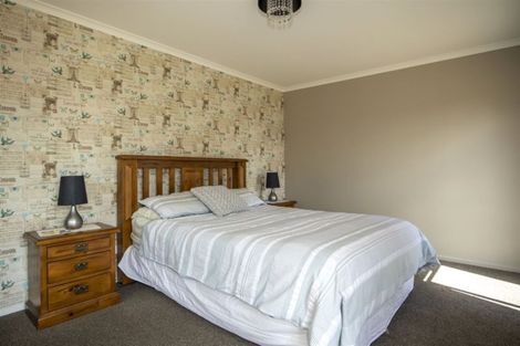 Photo of property in 135 Main Road, Pleasant Point, 7903