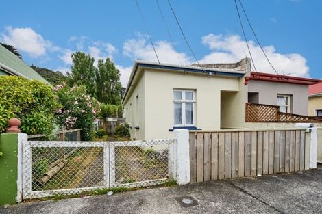 Photo of property in 49 Riddlers Crescent, Petone, Lower Hutt, 5012