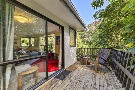 Photo of property in 37 Porterfield Street, Macandrew Bay, Dunedin, 9014