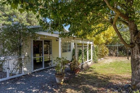 Photo of property in 239 Whitecliffs Road, Whitecliffs, Coalgate, 7673