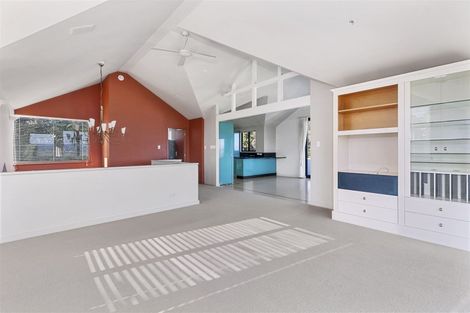 Photo of property in 16 Mayall Avenue, Beach Haven, Auckland, 0626