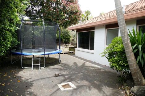 Photo of property in 52 Meadowland Drive, Somerville, Auckland, 2014