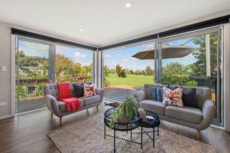 Photo of property in 160 Torkar Road, Clarks Beach, 2122