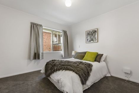 Photo of property in 2/121 Gardner Avenue, New Lynn, Auckland, 0600