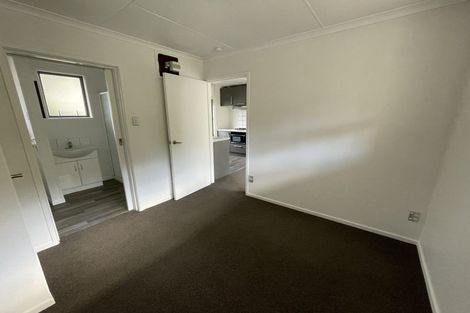 Photo of property in 2/1 Angle Street, Picton, 7220