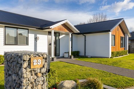 Photo of property in 23 Tarata Grove, Lansdowne, Masterton, 5810