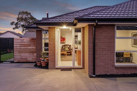 Photo of property in 16d Crown Close, Prebbleton, 7604