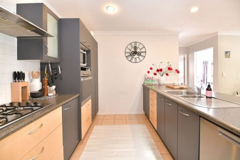 Photo of property in 52 Alec Craig Way, Gulf Harbour, Whangaparaoa, 0930