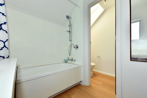 Photo of property in 4/9 Barrie Street, Addington, Christchurch, 8024