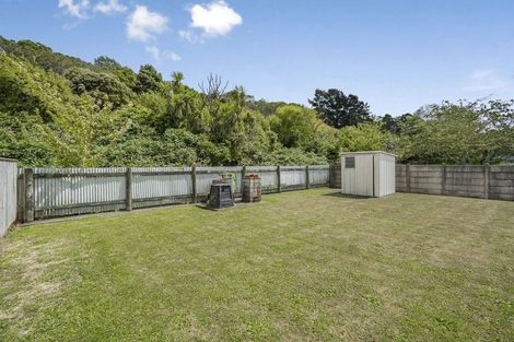 Photo of property in 52 Dover Road, Wainuiomata, Lower Hutt, 5014