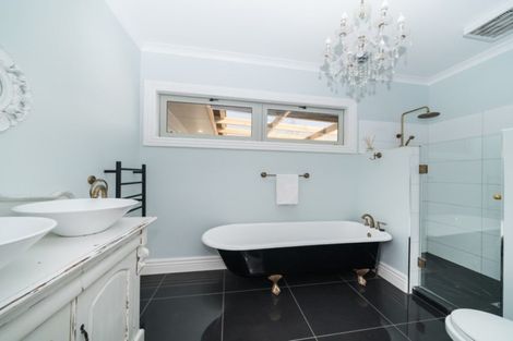 Photo of property in 8 Russell Street, Feilding, 4702