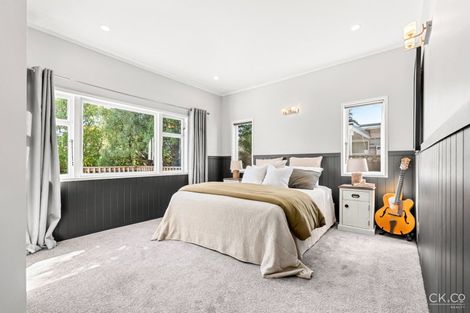 Photo of property in 232 Fergusson Drive, Heretaunga, Upper Hutt, 5018