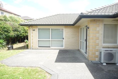Photo of property in 6 Pennygale Close, Flat Bush, Auckland, 2016