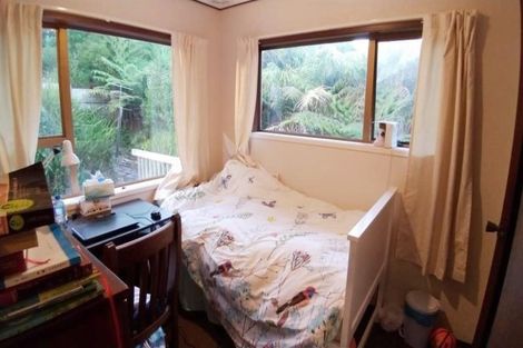 Photo of property in 2/9 Seaton Road, Murrays Bay, Auckland, 0630
