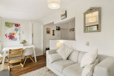 Photo of property in 28 Egremont Street, Belmont, Auckland, 0622