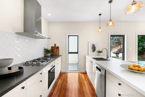 Photo of property in 35 Aparima Avenue, Miramar, Wellington, 6022