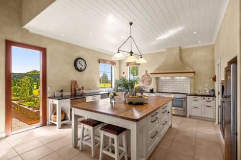 Photo of property in 323 Plummers Point Road, Whakamarama, Tauranga, 3172