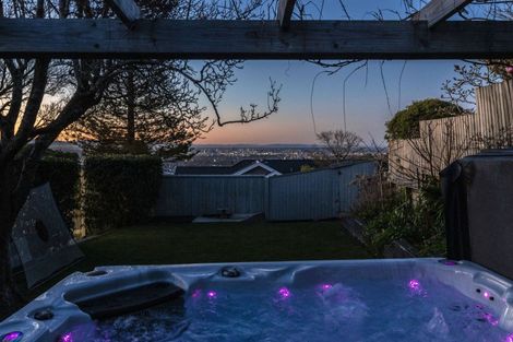 Photo of property in 67 Hackthorne Road, Cashmere, Christchurch, 8022