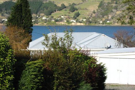 Photo of property in 11 Athol Place, Ravensbourne, Dunedin, 9022