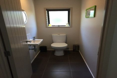 Photo of property in 22b Havelock Place, Blagdon, New Plymouth, 4310