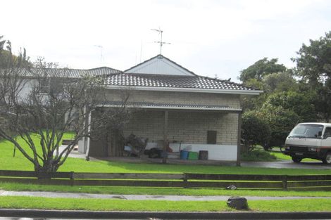Photo of property in 218 Ti Rakau Drive, Pakuranga Heights, Auckland, 2010