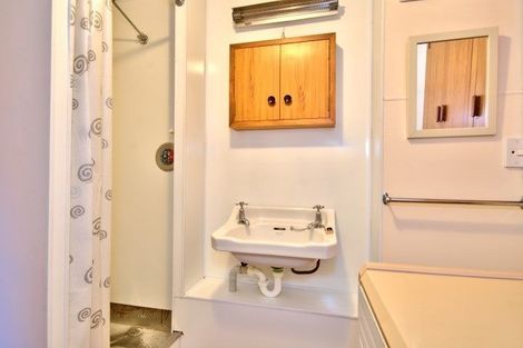 Photo of property in 85 Frankton Road, Queenstown, 9300