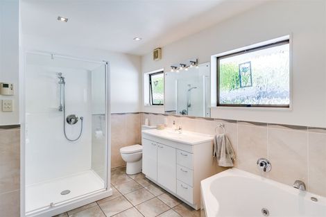 Photo of property in 90 Simla Avenue, Havelock North, 4130