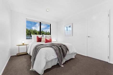 Photo of property in 16 Lippiatt Crescent, Pokeno, 2402