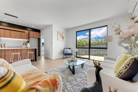 Photo of property in 121 Hitchen Road, Pokeno, 2402