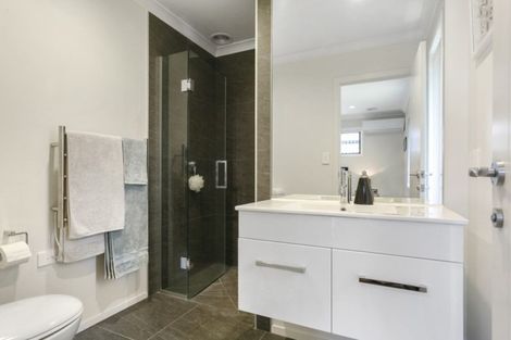 Photo of property in 33 Tulip Drive, Cambridge, 3434