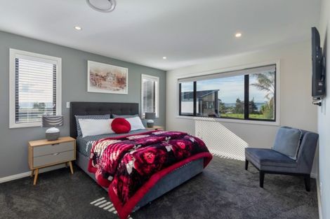 Photo of property in 13 Turret Lane, Hobsonville, Auckland, 0616