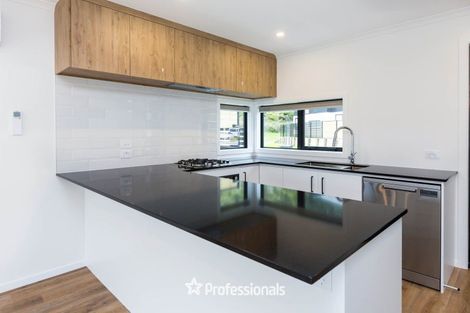 Photo of property in 3 Joseph Bolton Crescent, Wallaceville, Upper Hutt, 5018