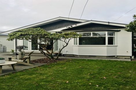 Photo of property in 110 Stapletons Road, Richmond, Christchurch, 8013