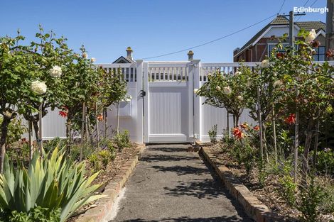 Photo of property in 77 Queens Drive, Saint Kilda, Dunedin, 9012