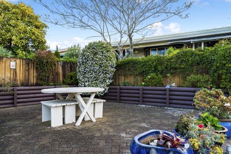 Photo of property in 20 Muscat Place, Henderson, Auckland, 0612