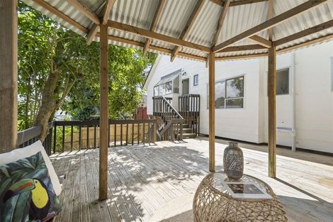 Photo of property in 1/48a Verbena Road, Birkdale, Auckland, 0626