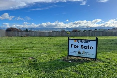 Photo of property in 21 Hereford Drive, Carterton, 5713