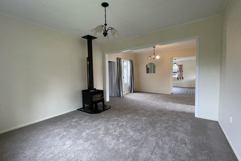 Photo of property in 8a Shanly Street, Waipawa, 4210