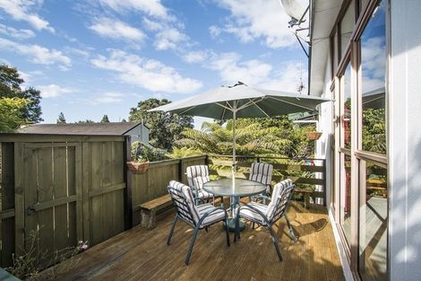 Photo of property in 13 Reynolds Place, Torbay, Auckland, 0630