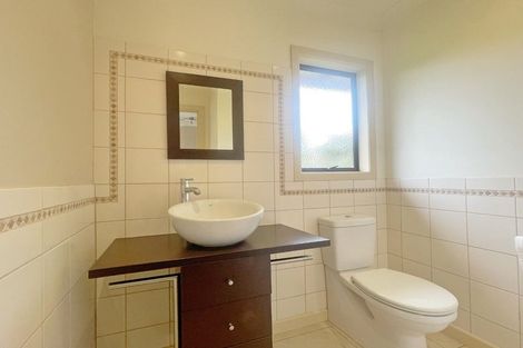 Photo of property in 16a George Laurenson Lane, Mount Roskill, Auckland, 1041