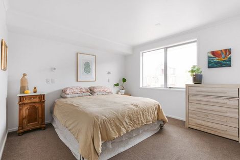 Photo of property in 17 Golden Courie Close, Papamoa Beach, Papamoa, 3118