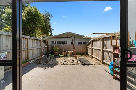 Photo of property in 110b Hillcrest Road, Hillcrest, Hamilton, 3216