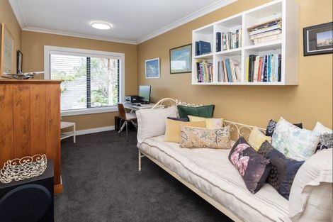 Photo of property in 26 Estuary Views, Shelly Park, Auckland, 2014