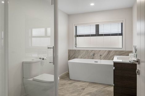 Photo of property in 47 Charles Crescent, Rainbow Point, Taupo, 3330