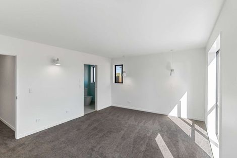 Photo of property in 85a Marine Parade, North New Brighton, Christchurch, 8083