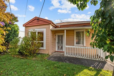 Photo of property in 84 George Street, Hikurangi, 0114