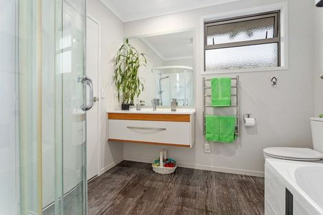 Photo of property in 2/18 Victoria Avenue, Whakatane, 3120