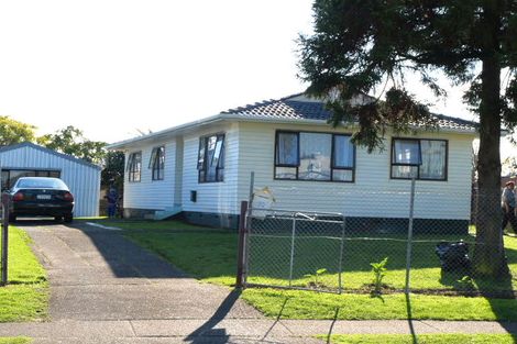 Photo of property in 51 Chadwick Crescent, Mangere East, Auckland, 2024