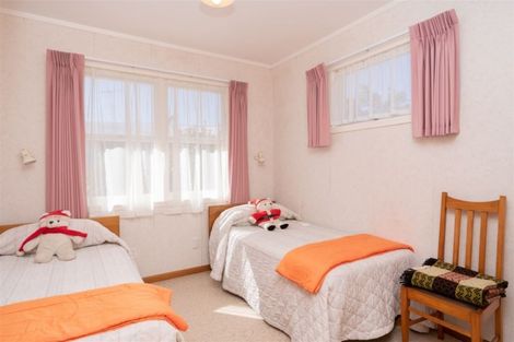 Photo of property in 1 Acacia Crescent, Glenview, Hamilton, 3206